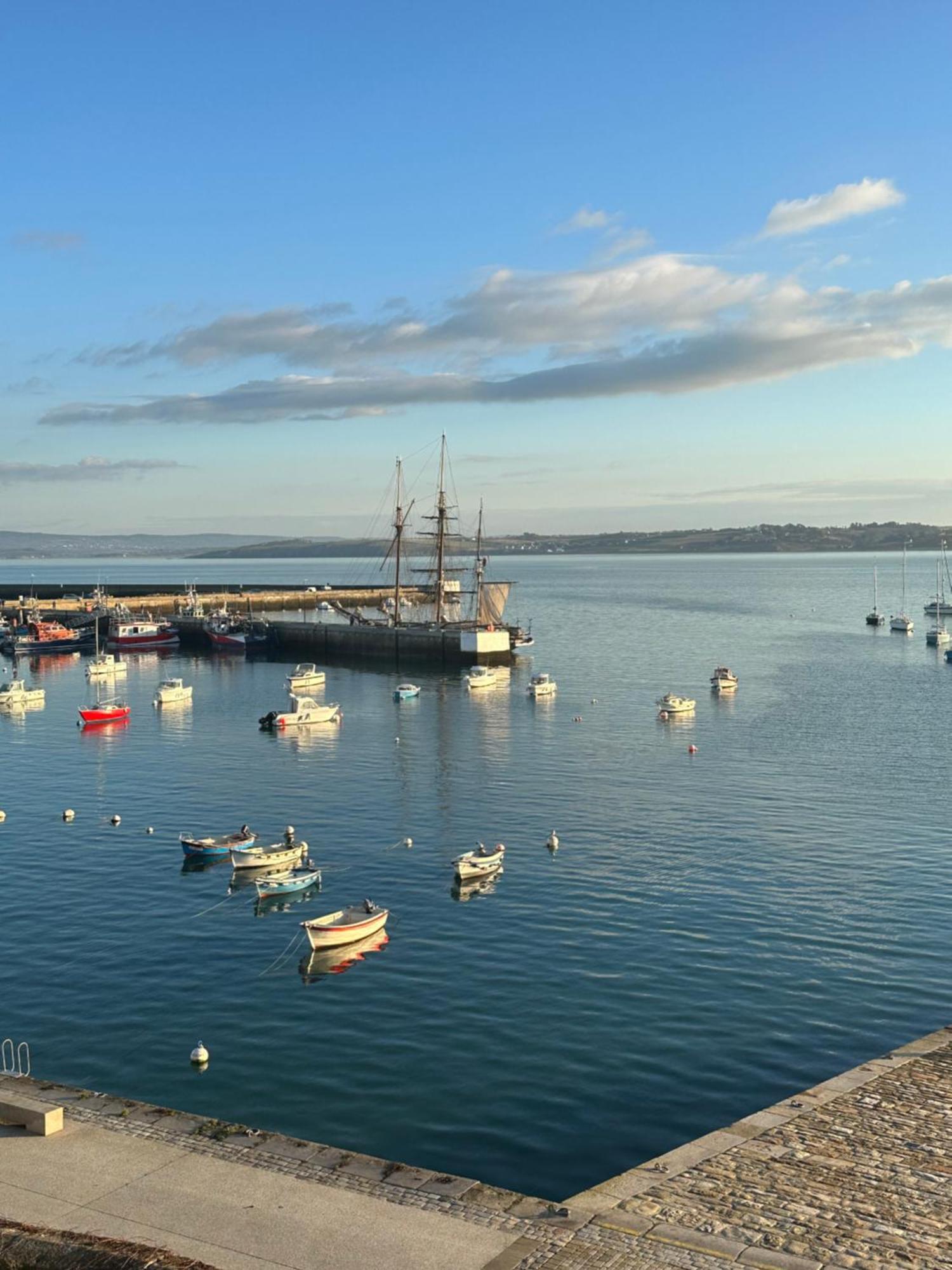 Appartement Design VIII - Port Rosmeur - Sublime Vue Mer Douarnenez Eksteriør bilde